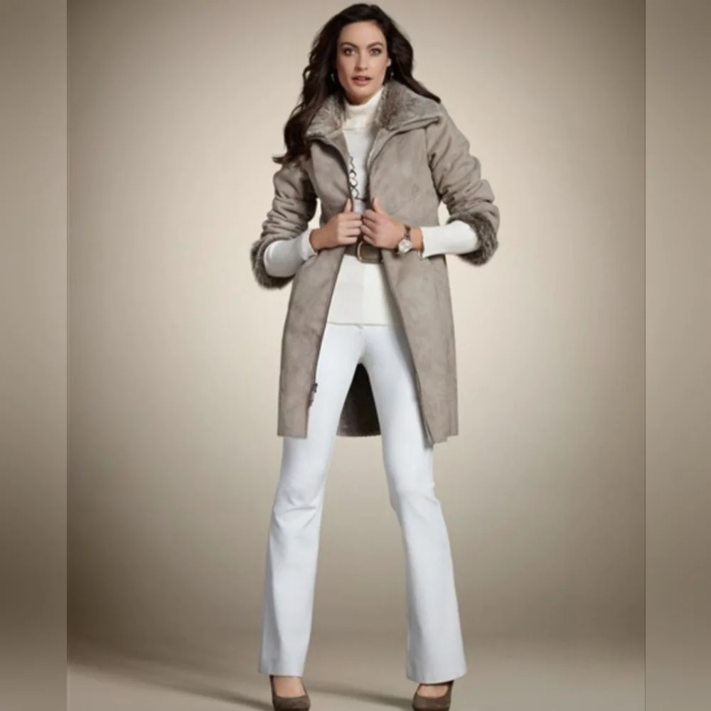 Chico's Elegant Beige Faux Fur & Suede Womens Coat SIZE 2 - Picture 7 of 8